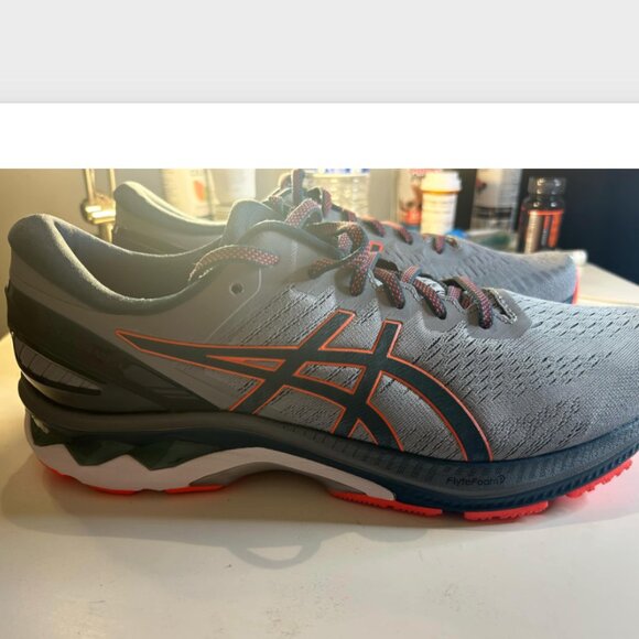 Asics Kayano 27 - Picture 4 of 4
